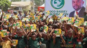 Books clothes and scholarships are distributed to 5000 Students in Cross River.