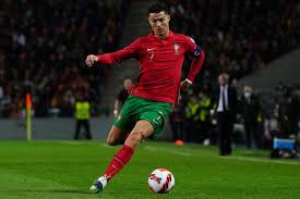 Cristiano Ronaldo is chosen to compete for his fifth World Cup as Portugal announces its team for Qatar 1